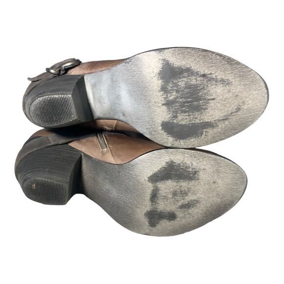 Fergie Women's Rustic Western Brown Leather Boots 10 - Picture 9 of 9